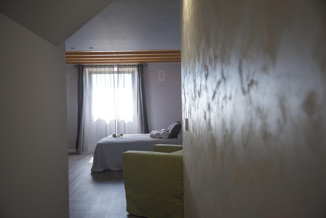 로나토 Michela Bb & Relais B&B 외부 사진